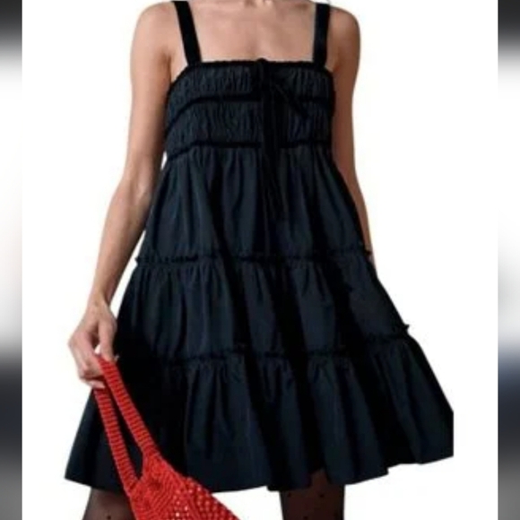 Hunter Bell Elegant Black Tiered Dress - Picture 6 of 6